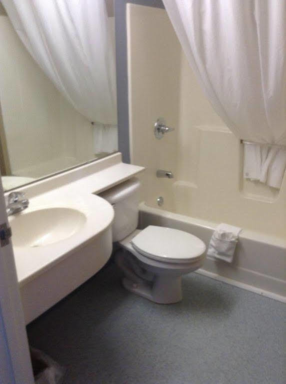 Microtel Inn And Suites Clear Lake Buitenkant foto
